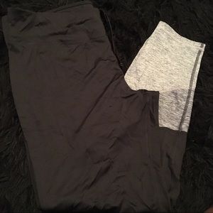 USED Danskin Now Color Block Workout Leggings
